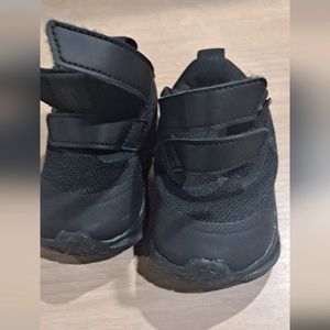Toddler shoes